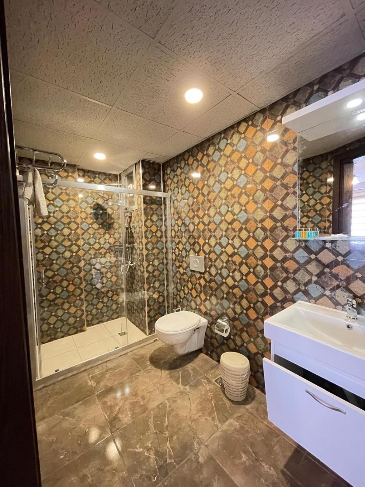 Ikarus Hotel 库萨达斯 外观 照片