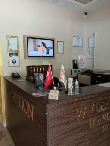 Ikarus Hotel 库萨达斯 外观 照片