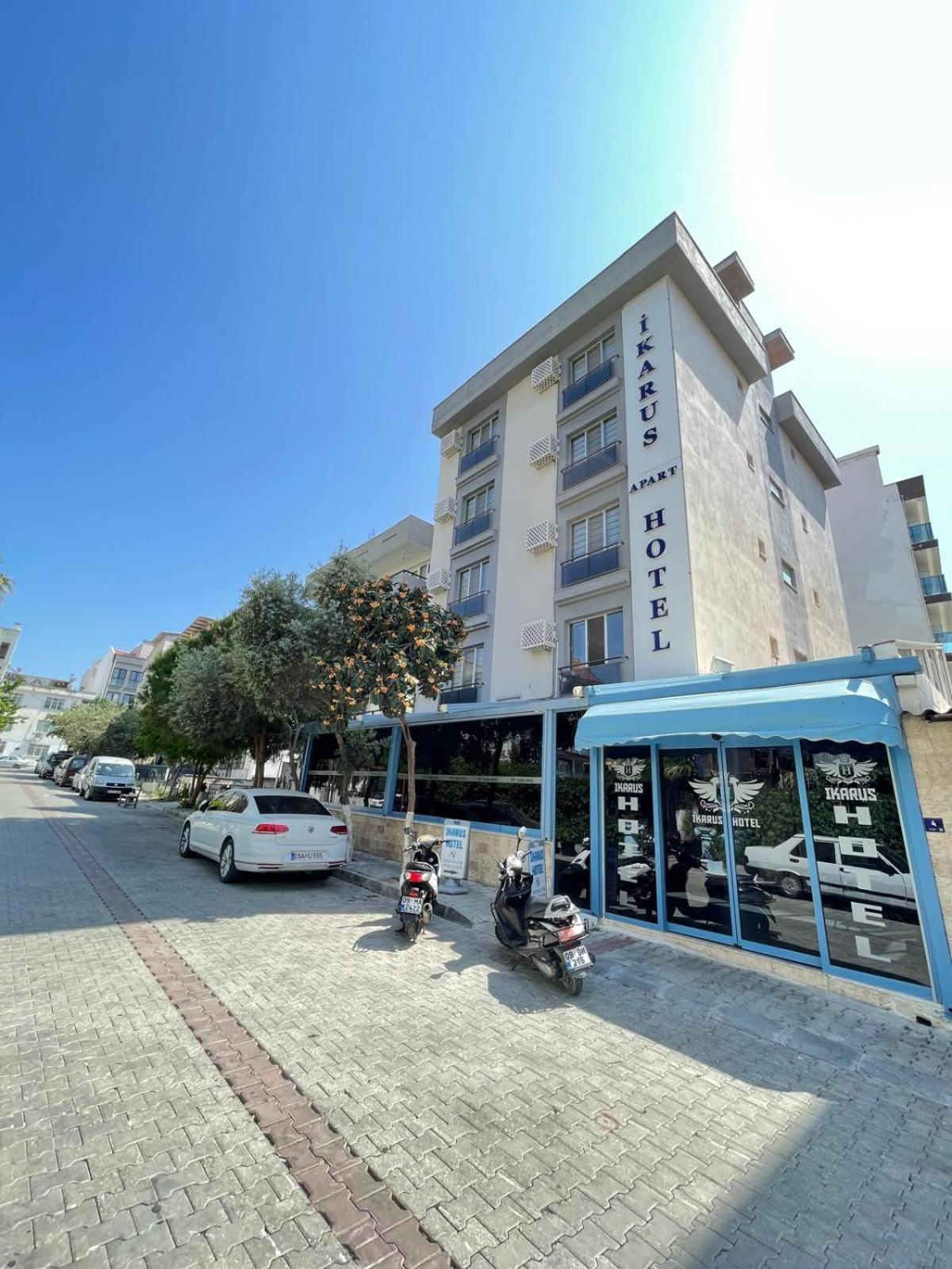 Ikarus Hotel 库萨达斯 外观 照片