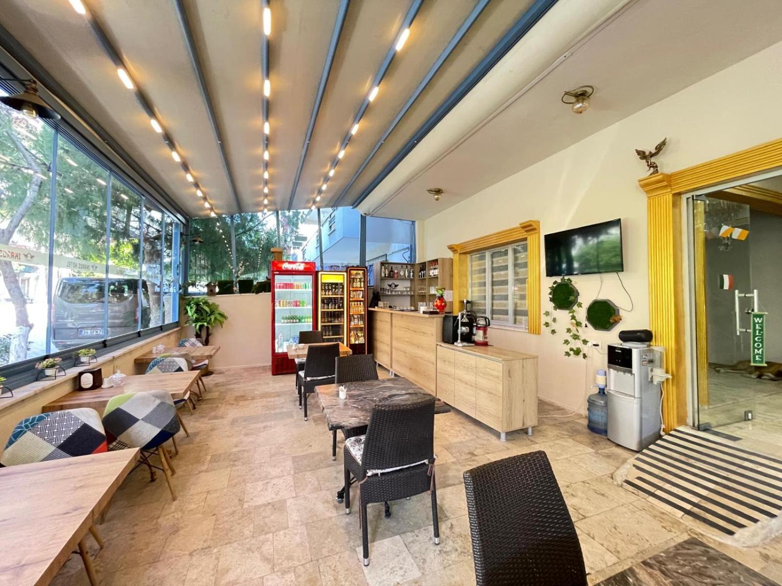 Ikarus Hotel 库萨达斯 外观 照片